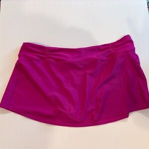Size large Athleta swim skirt